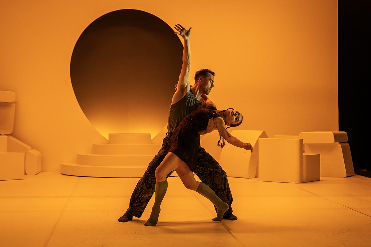 HOPE, White Rabbit, Luzerner Theater, Foto: Ingo Hoehn