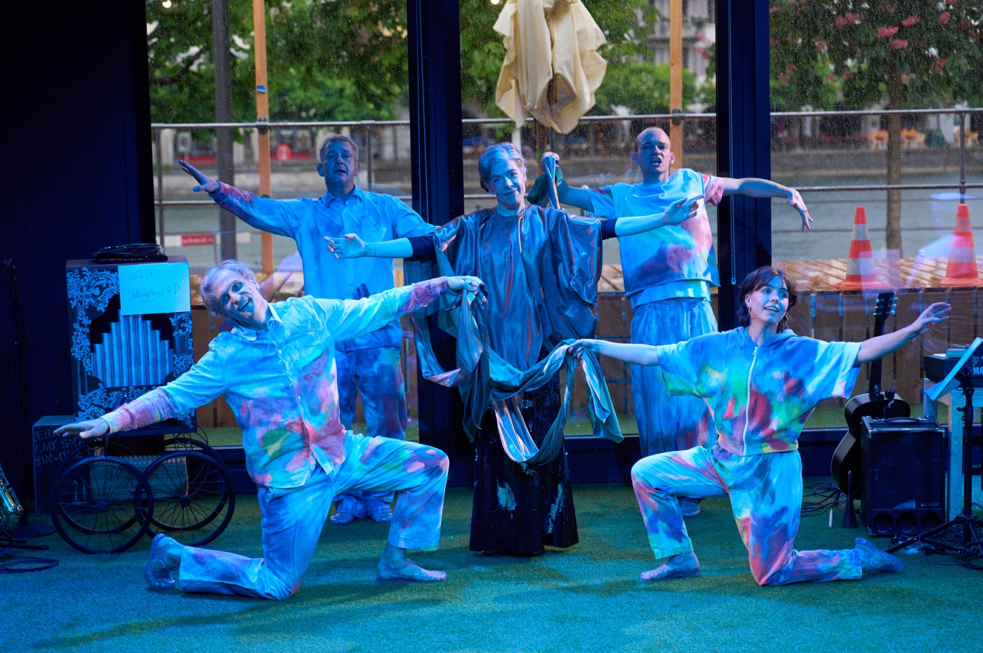 Luzerner Theater, «baden gehen 2», Foto: Emanuel Ammon