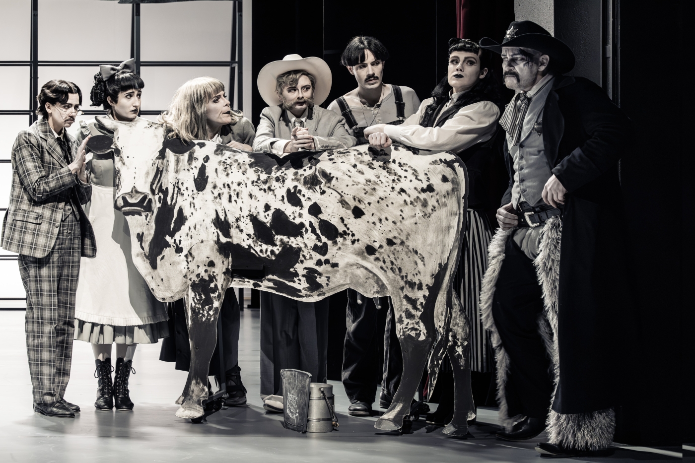 Luzerner Theater, «Der zerbrochne Krug», Foto: Tanja Dorendorf