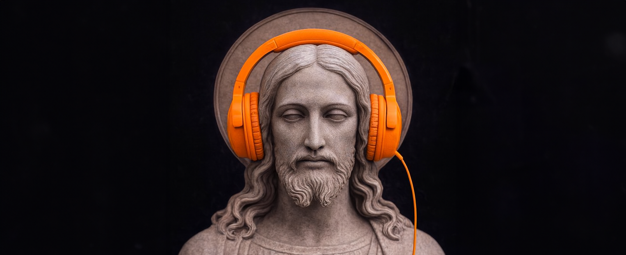 Statue mit orangenen Kopfhörern auf dem Ohren